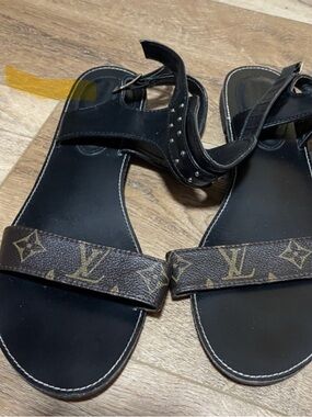 Louis Vuitton Black Sandals with Brown Monogram Straps